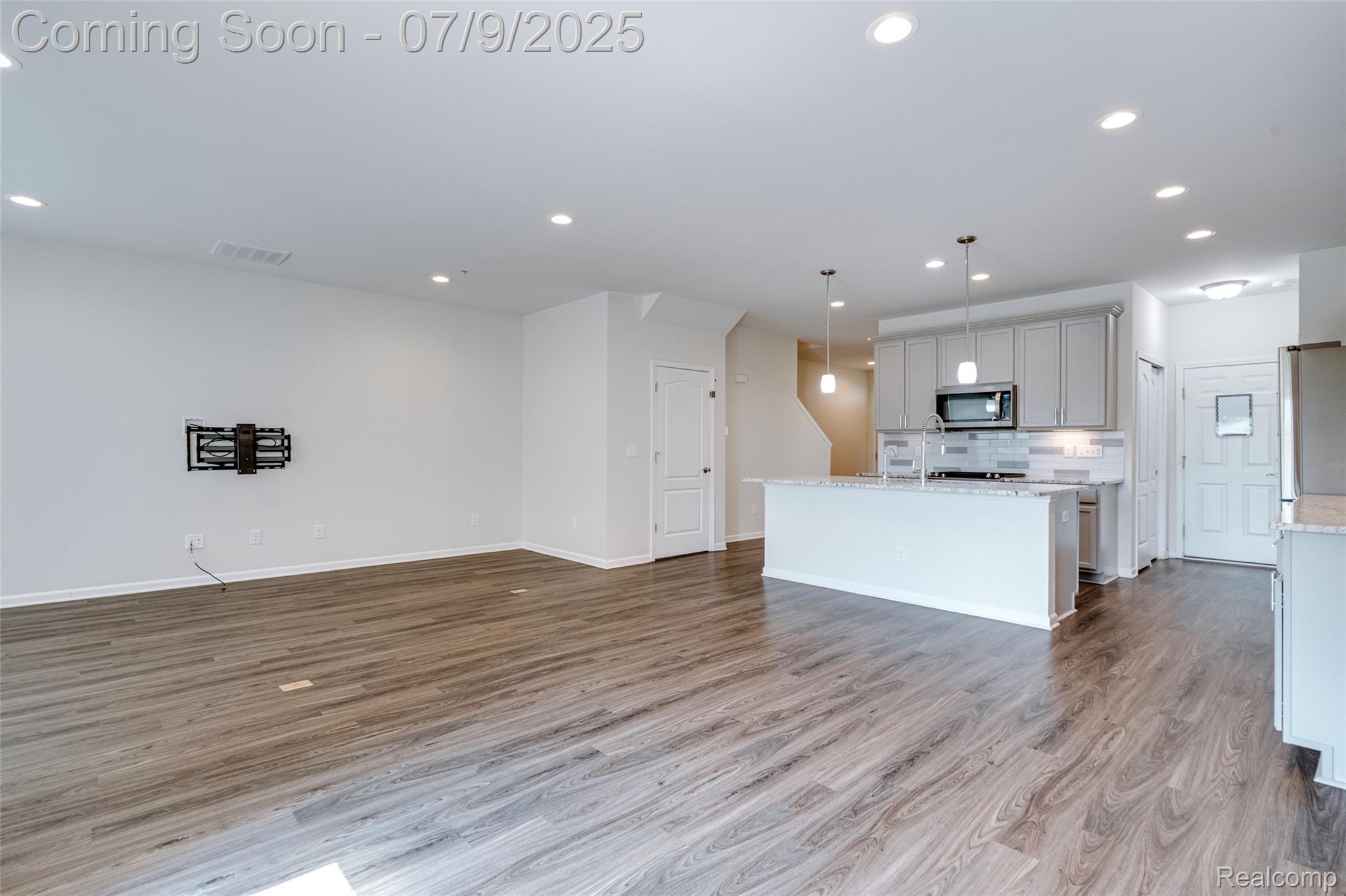 43433 CHANCELLOR Lane