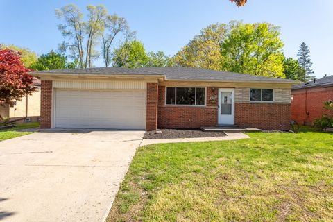 5028 LINDA Street Warren City MI 48092