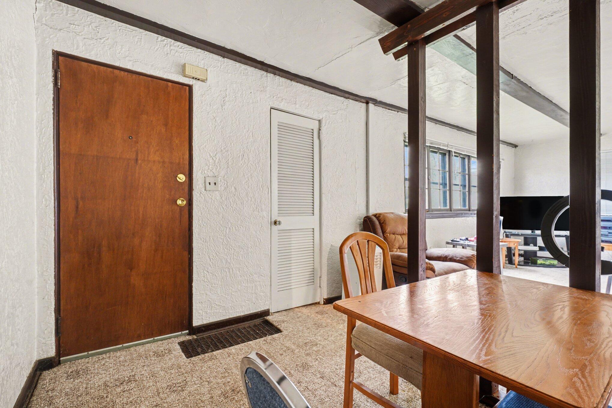 1823 W Michigan Avenue W