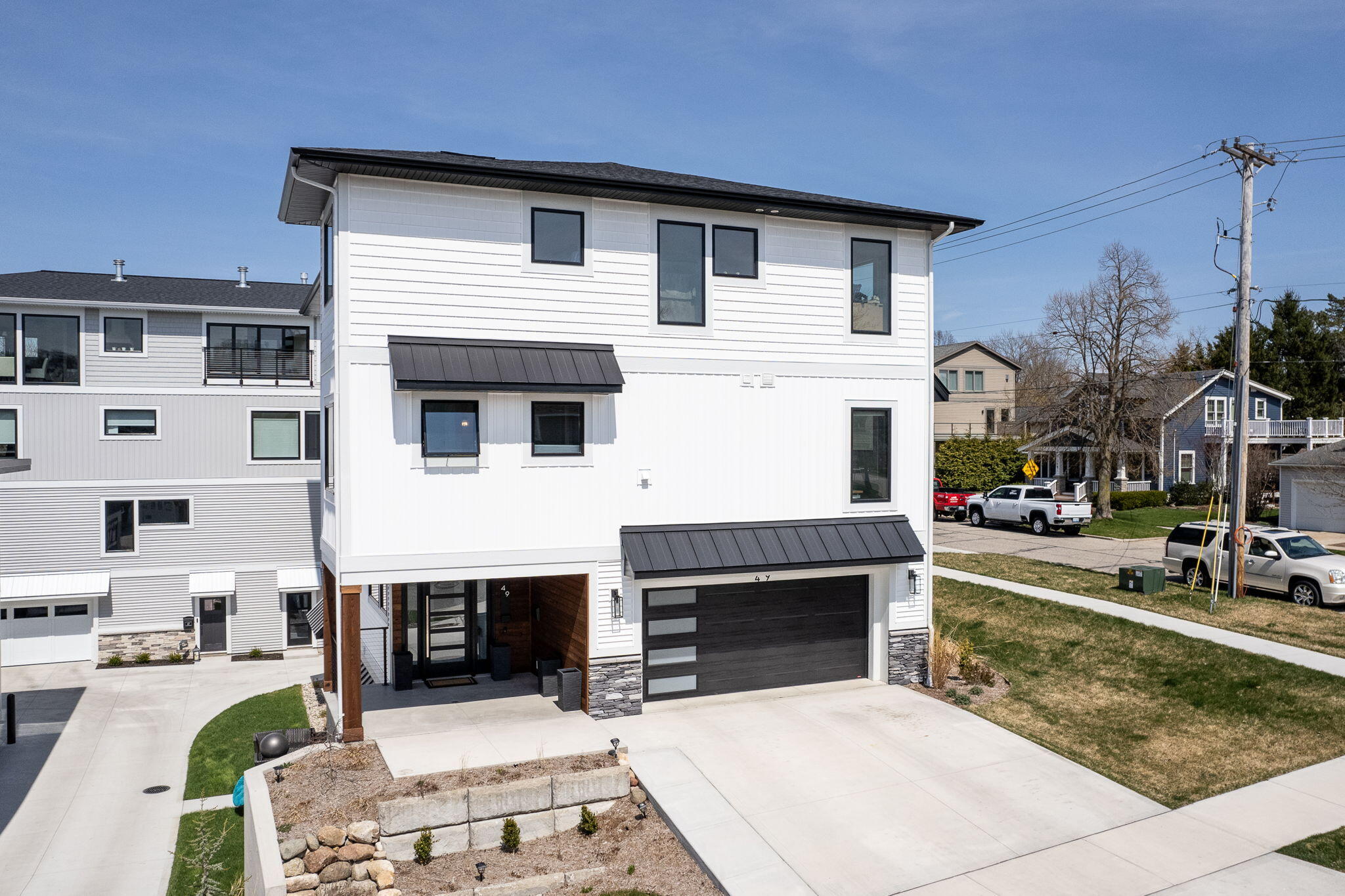 49 Howard Avenue