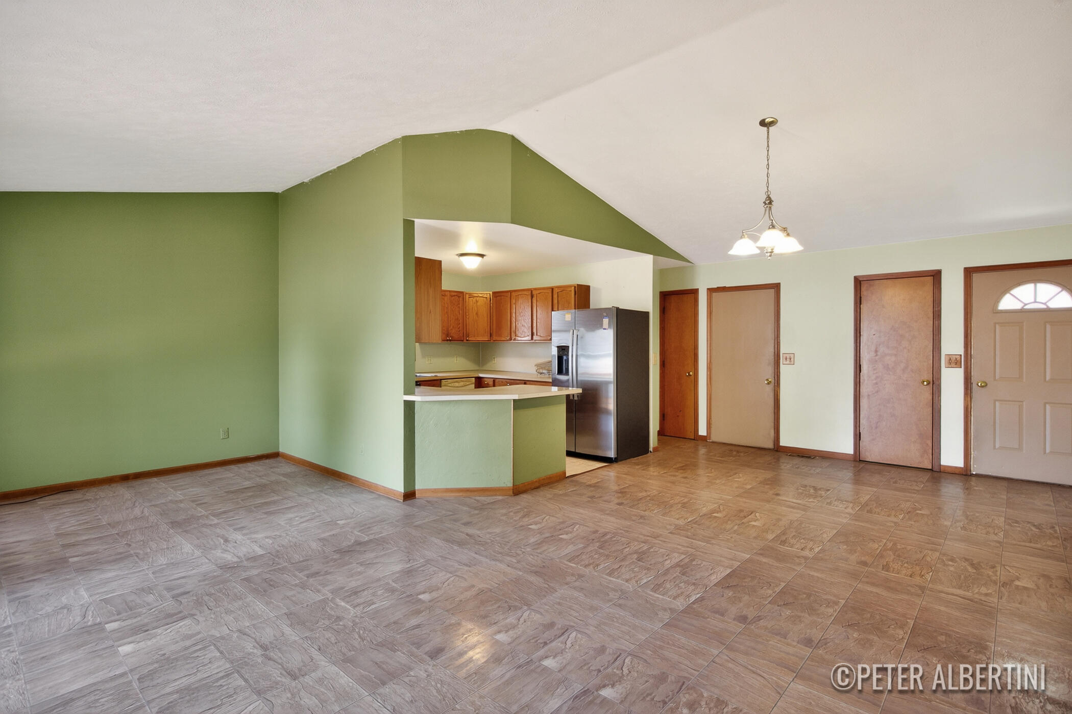 461 Macomb Avenue NW