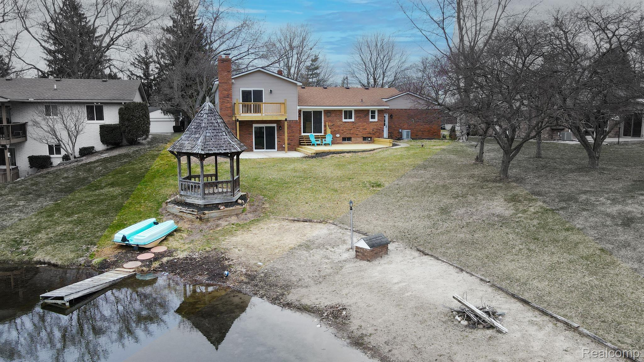 6522 ELLINWOOD Drive