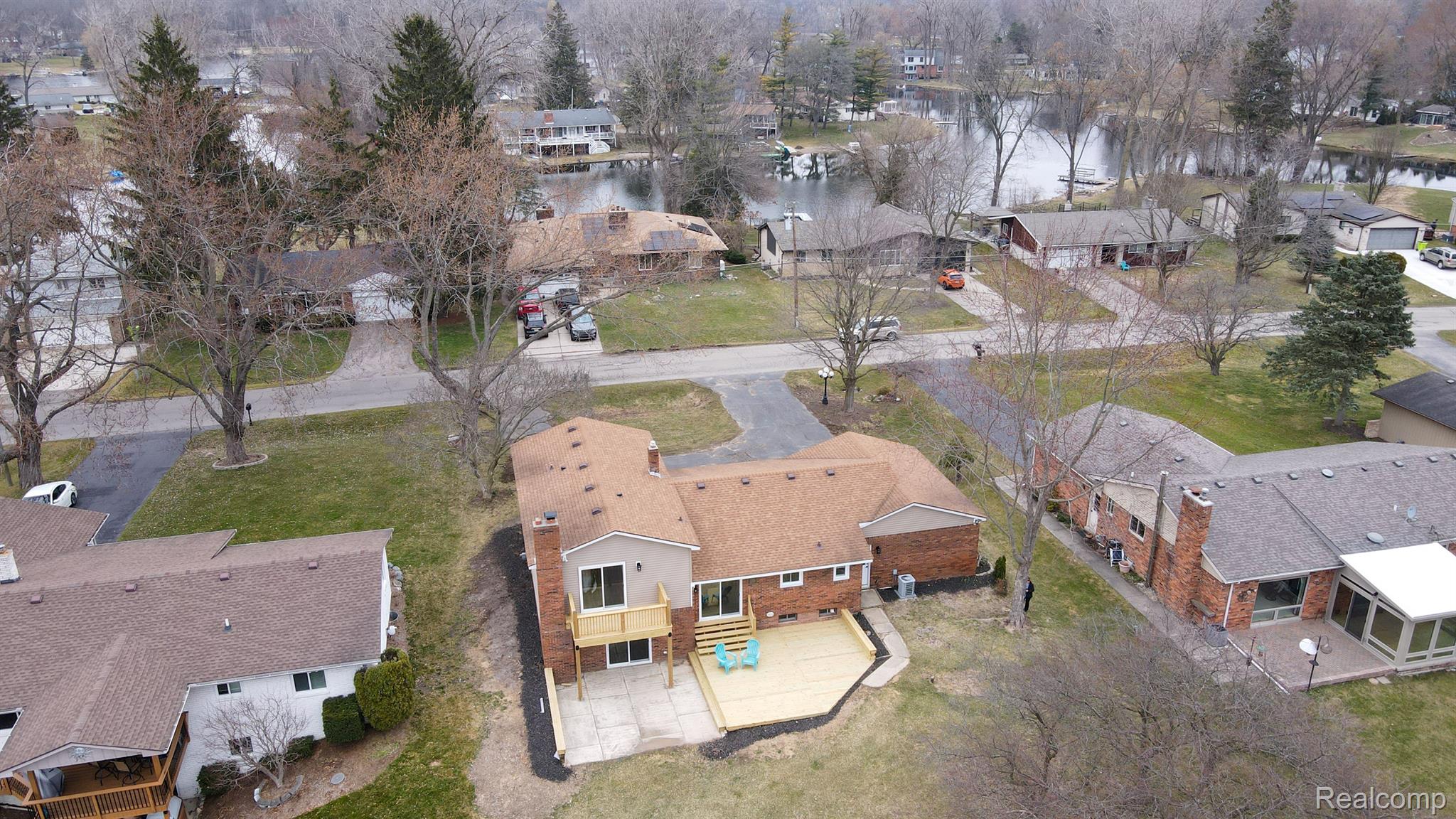 6522 ELLINWOOD Drive