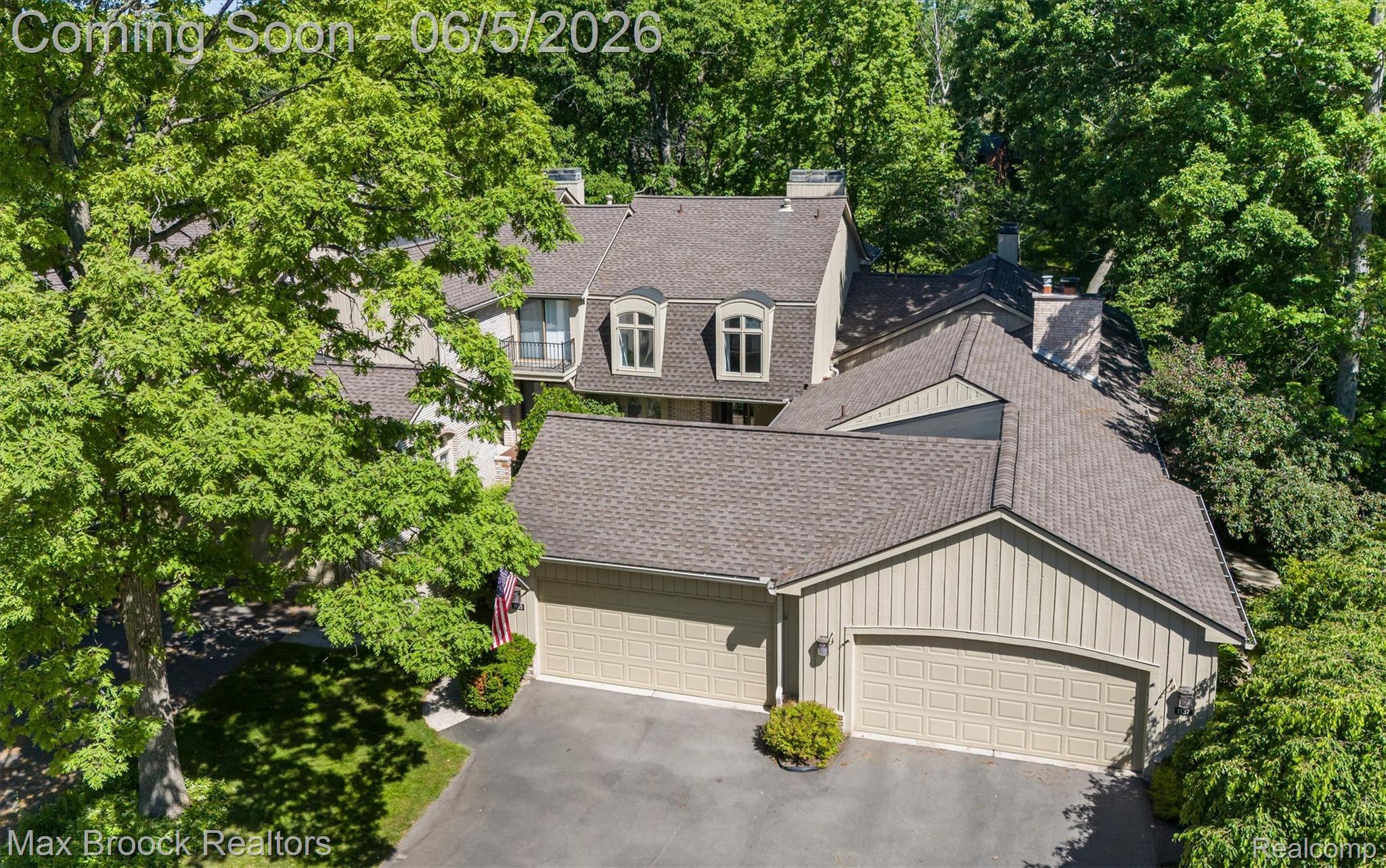 1135 Ivyglen Circle