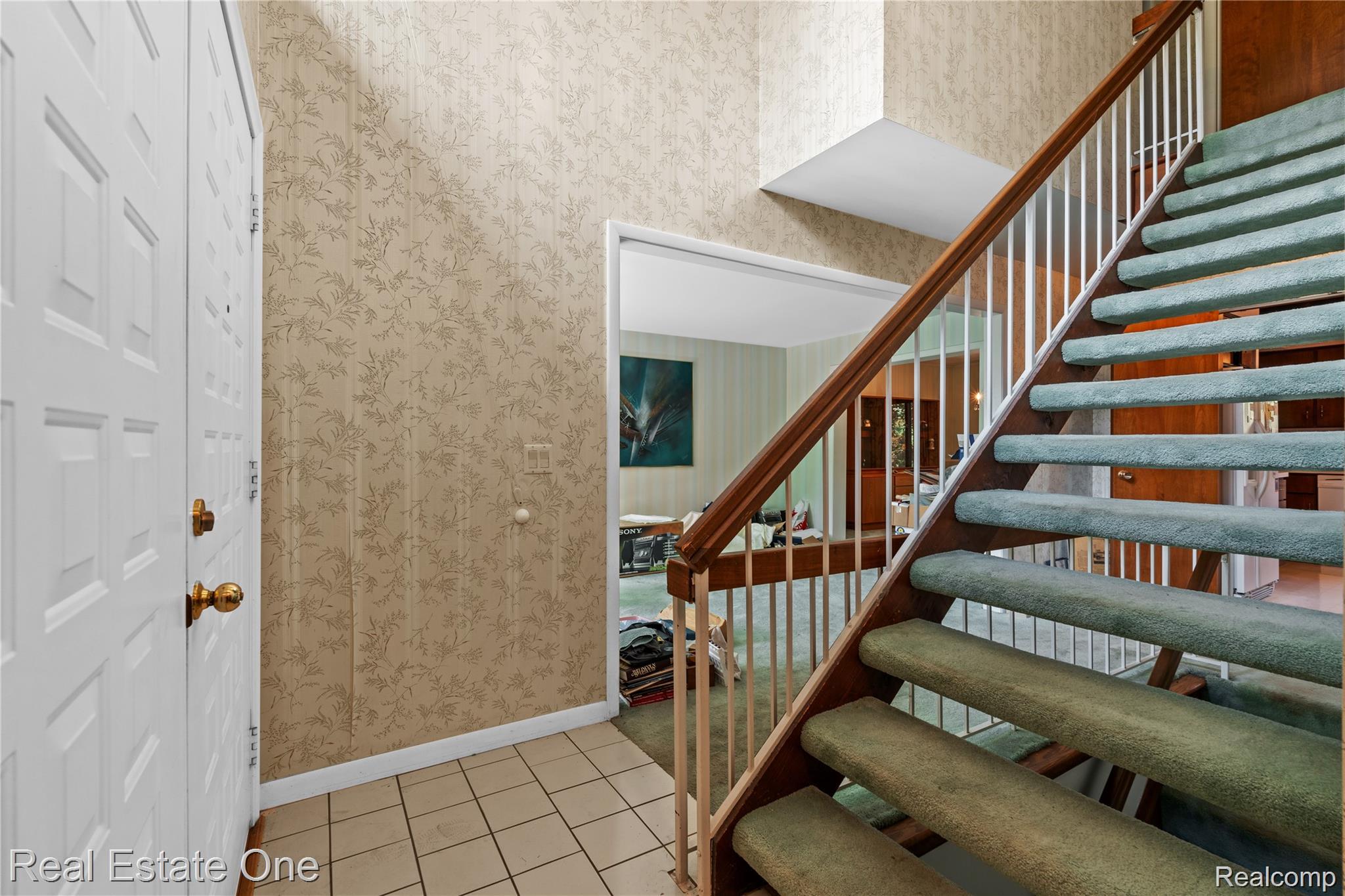 2 Brookwood Lane