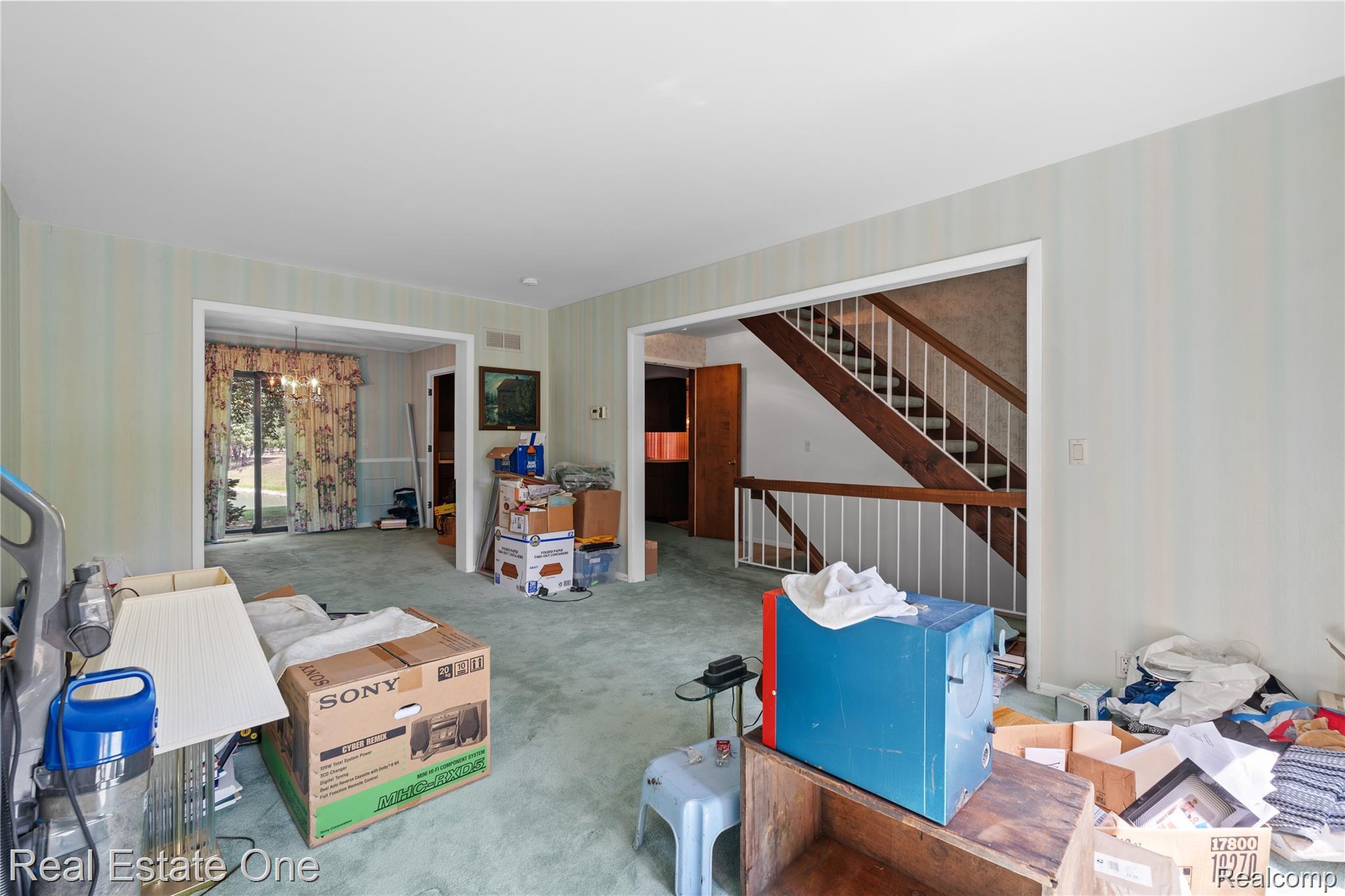 2 Brookwood Lane