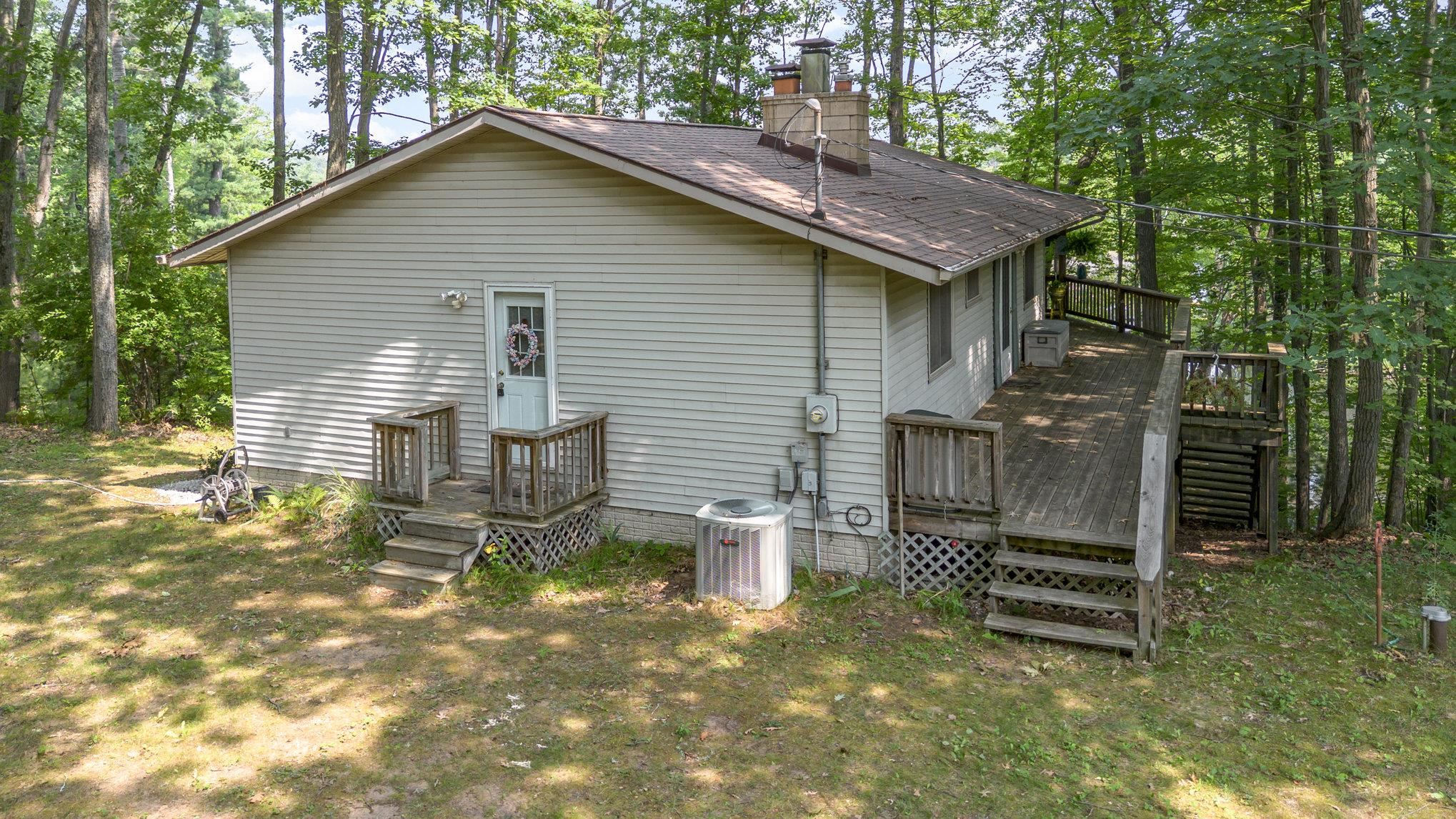 2222 Ridge