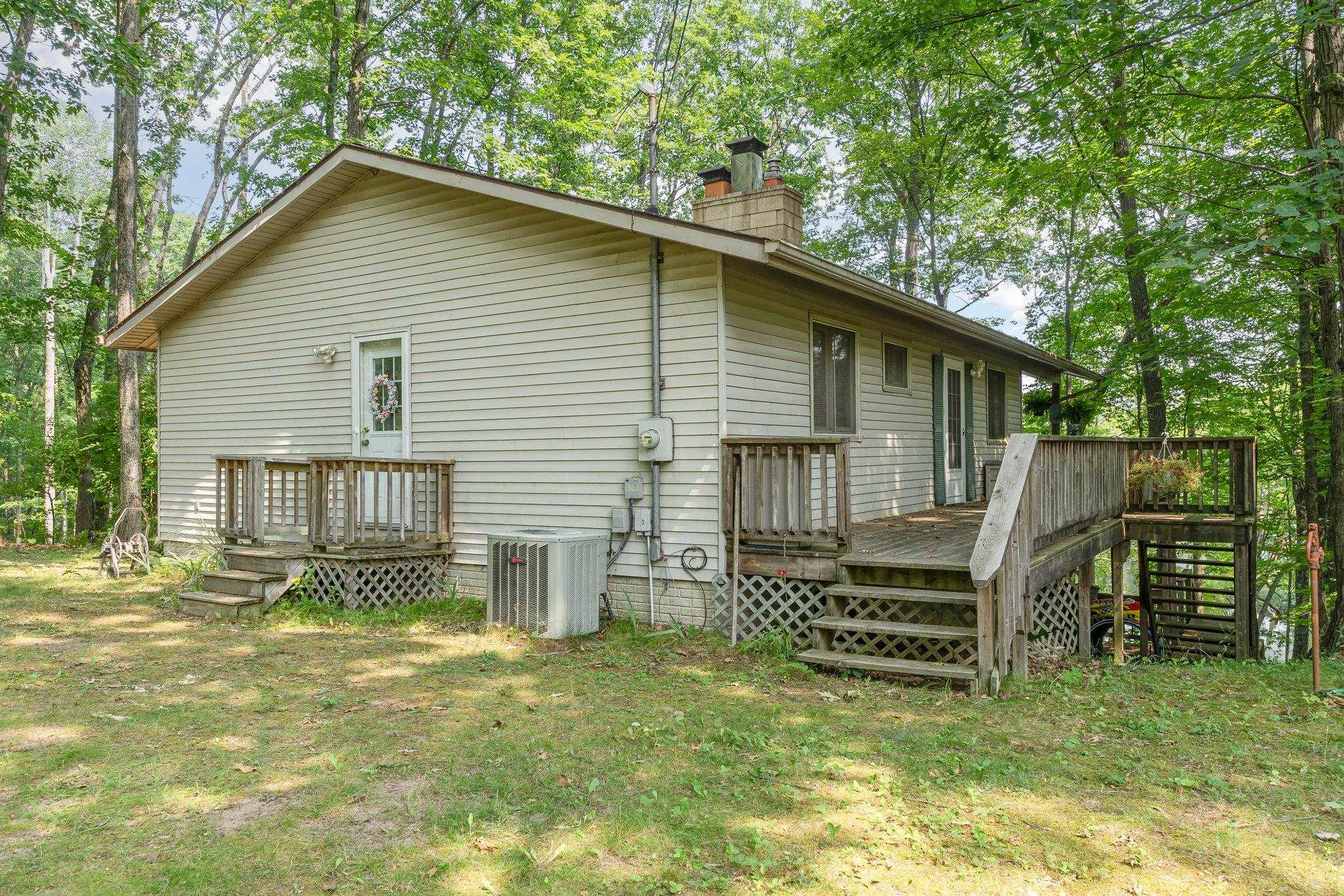 2222 Ridge