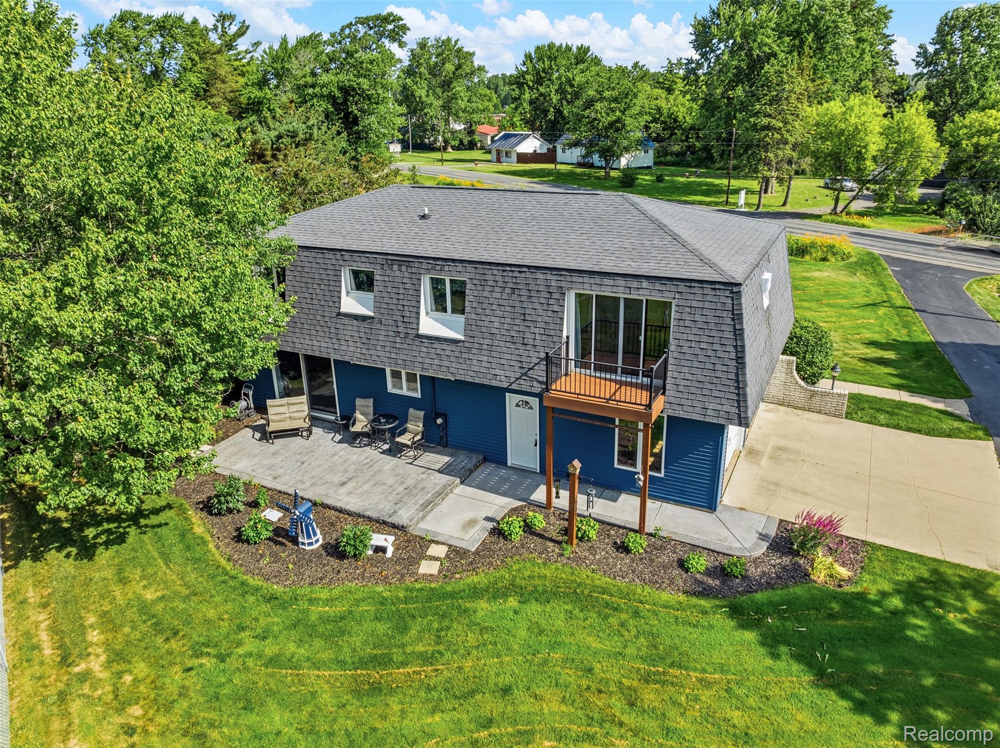 8612 Monroe Road