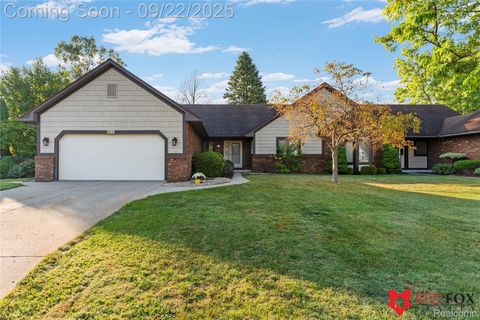 6031 Oak Creek Drive Mundy Township MI 48473
