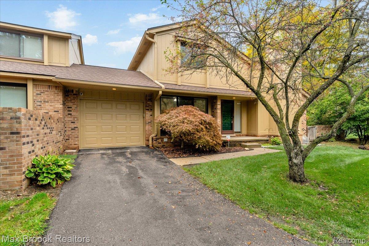 1624 South Hill Circle 14