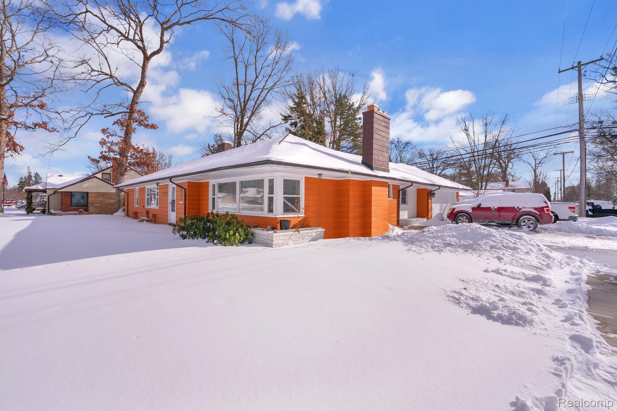 31565 Marquette Street