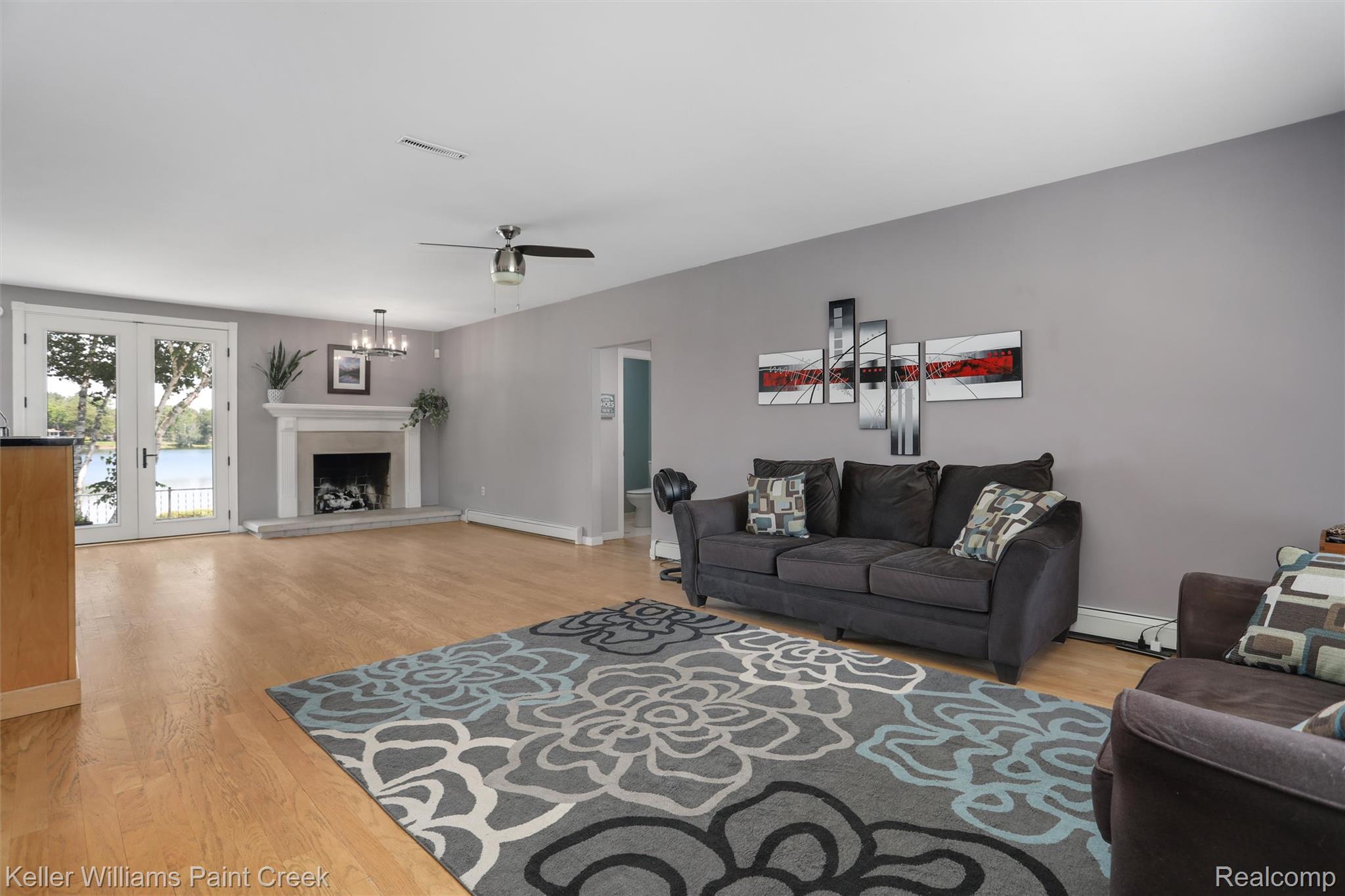 5842 Pleasant Drive