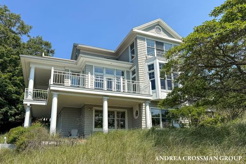 873 Park Street Saugatuck City MI 49453