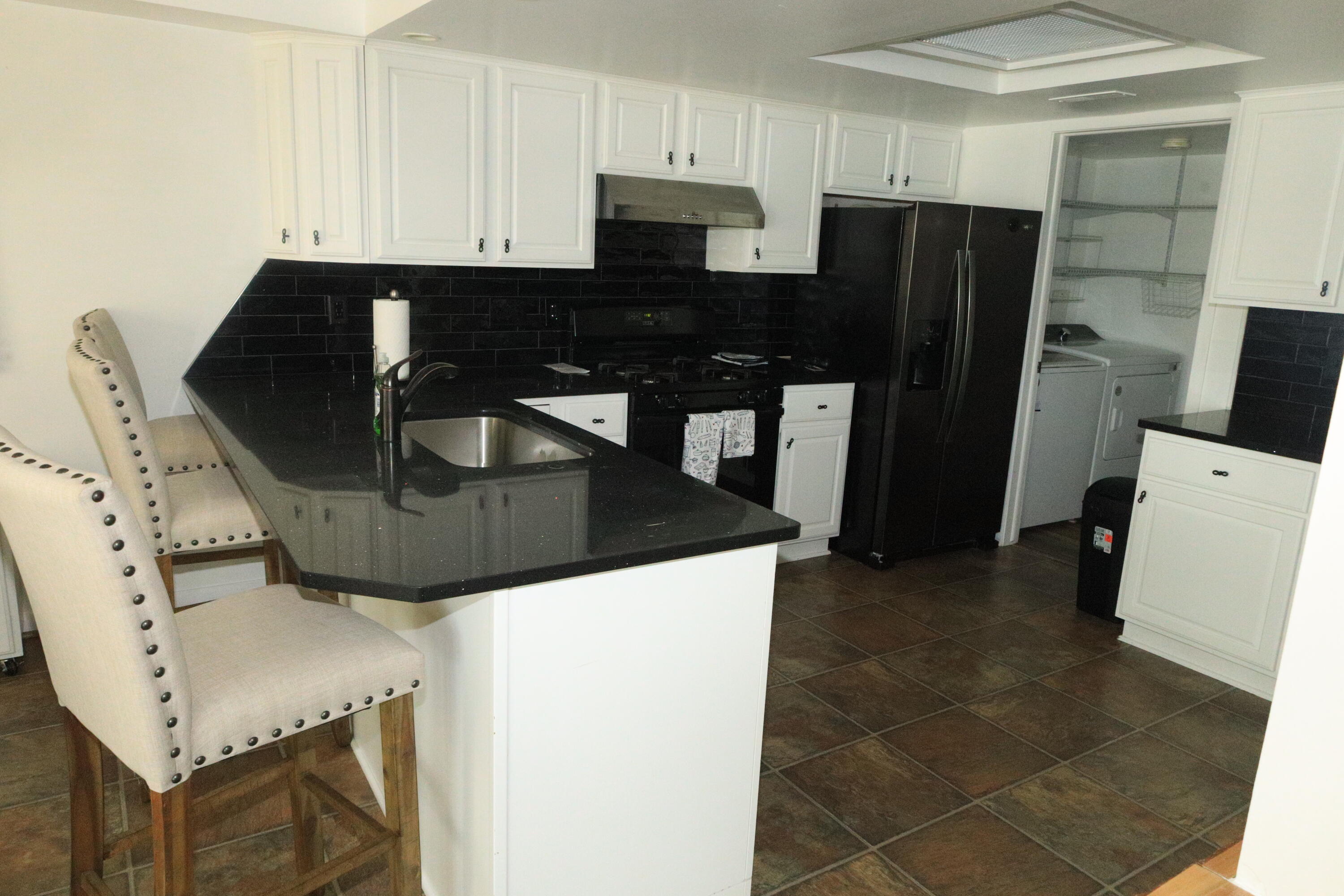 1731 Cliff'S Landing