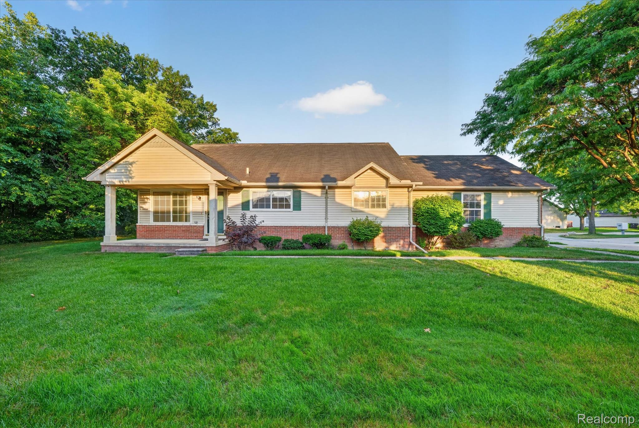 16830 Kenwood Court