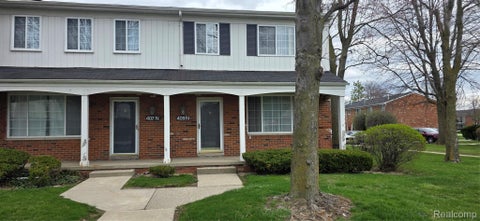 Photo for 409 Fox Hills Drive N