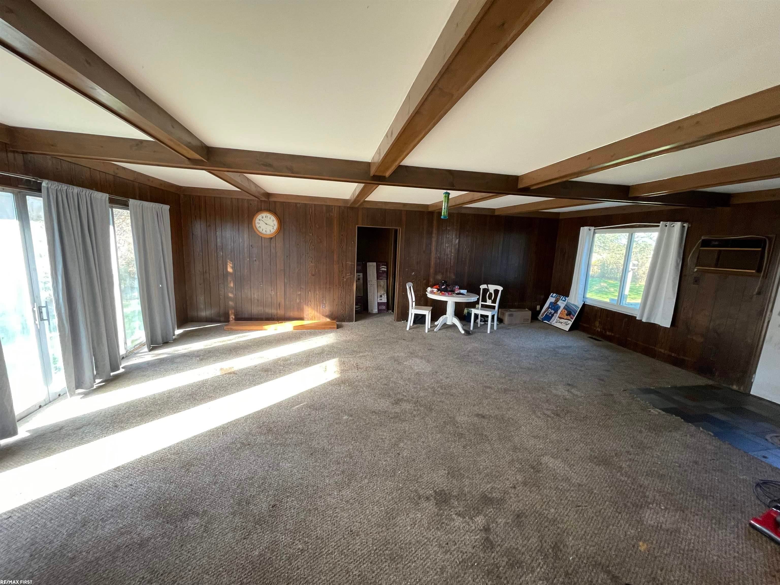4264 King Drive