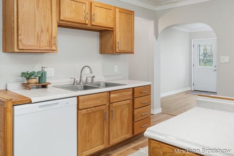 Tiny photo for 2655 Longfellow Avenue SW, Wyoming City, MI 49509 (MLS # 65026013415)