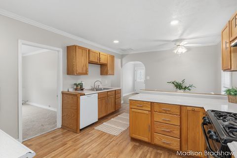 Tiny photo for 2655 Longfellow Avenue SW, Wyoming City, MI 49509 (MLS # 65026013415)