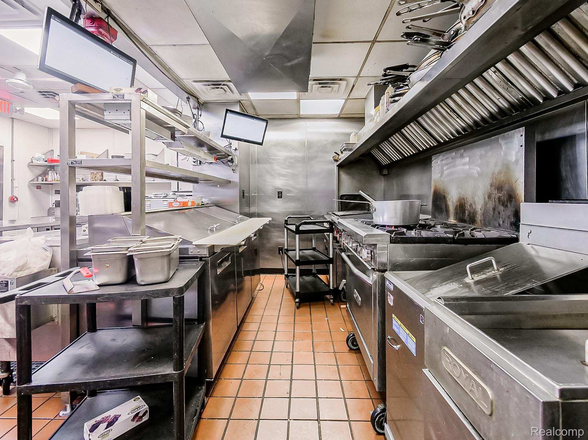 19416 Livernois Avenue