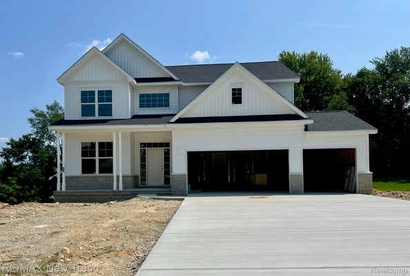 2100 CRESTED BUTTE DR, WHITE LAKE, MI 48383 - Image 5db93ec1db1fe8c5bb0c8693ca41ce6a/2099694348