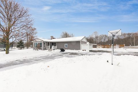 288 30th Avenue Millbrook Township MI 48886