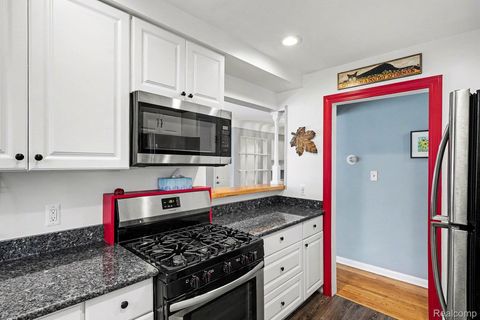 Tiny photo for 163 Chippewa Avenue, Royal Oak City, MI 48073 (MLS # 20261001641)