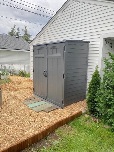 Tiny photo for 163 Chippewa Avenue, Royal Oak City, MI 48073 (MLS # 20261001641)