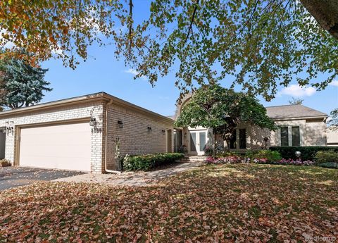 5129 Woodlands Lane Bloomfield Hills City MI 48302