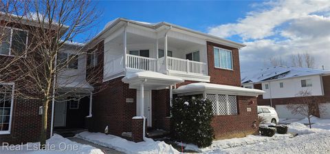 6988 Boulder Pointe Drive 85 Washington Township MI 48094