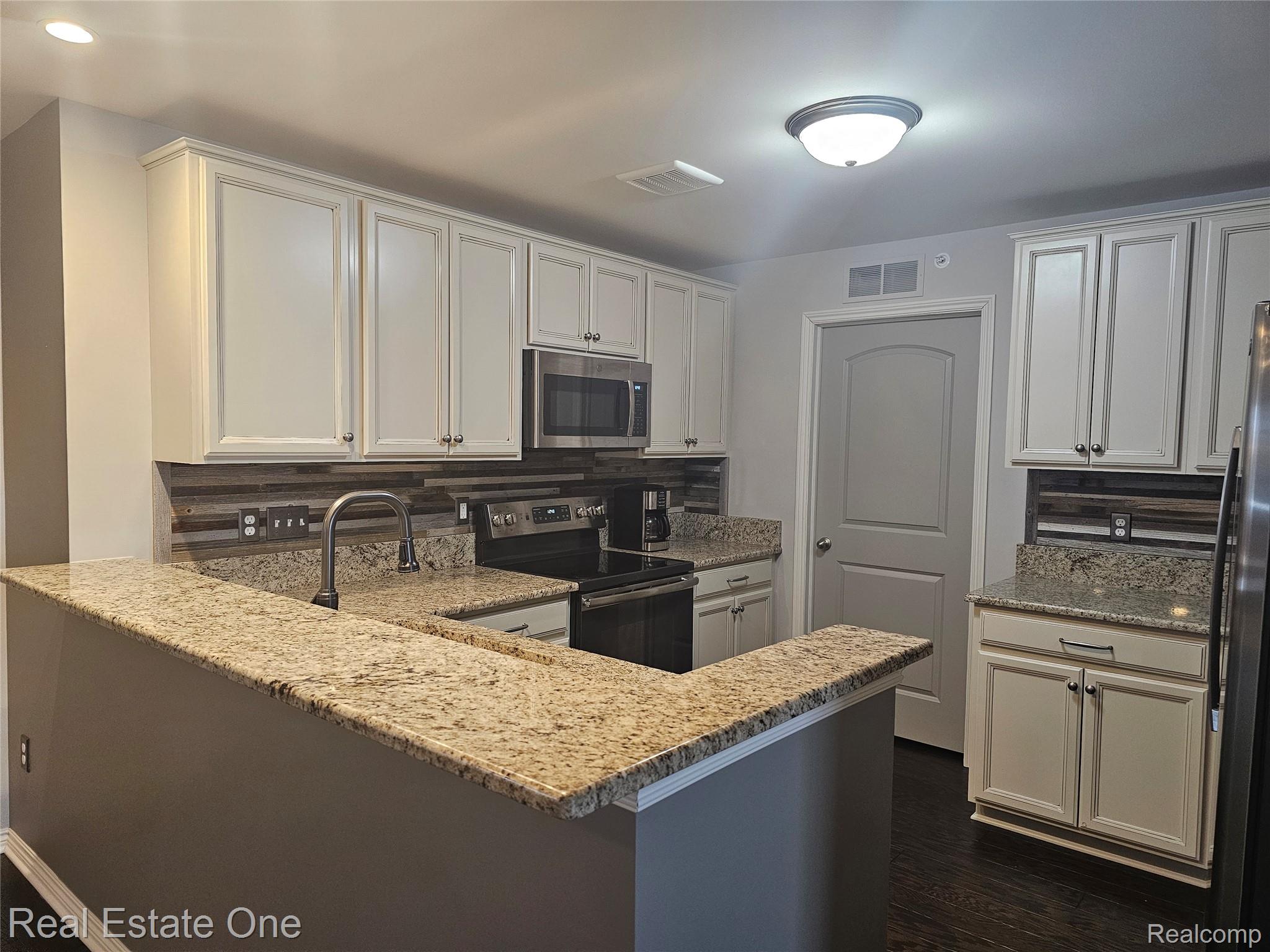 6988 Boulder Pointe Drive 85