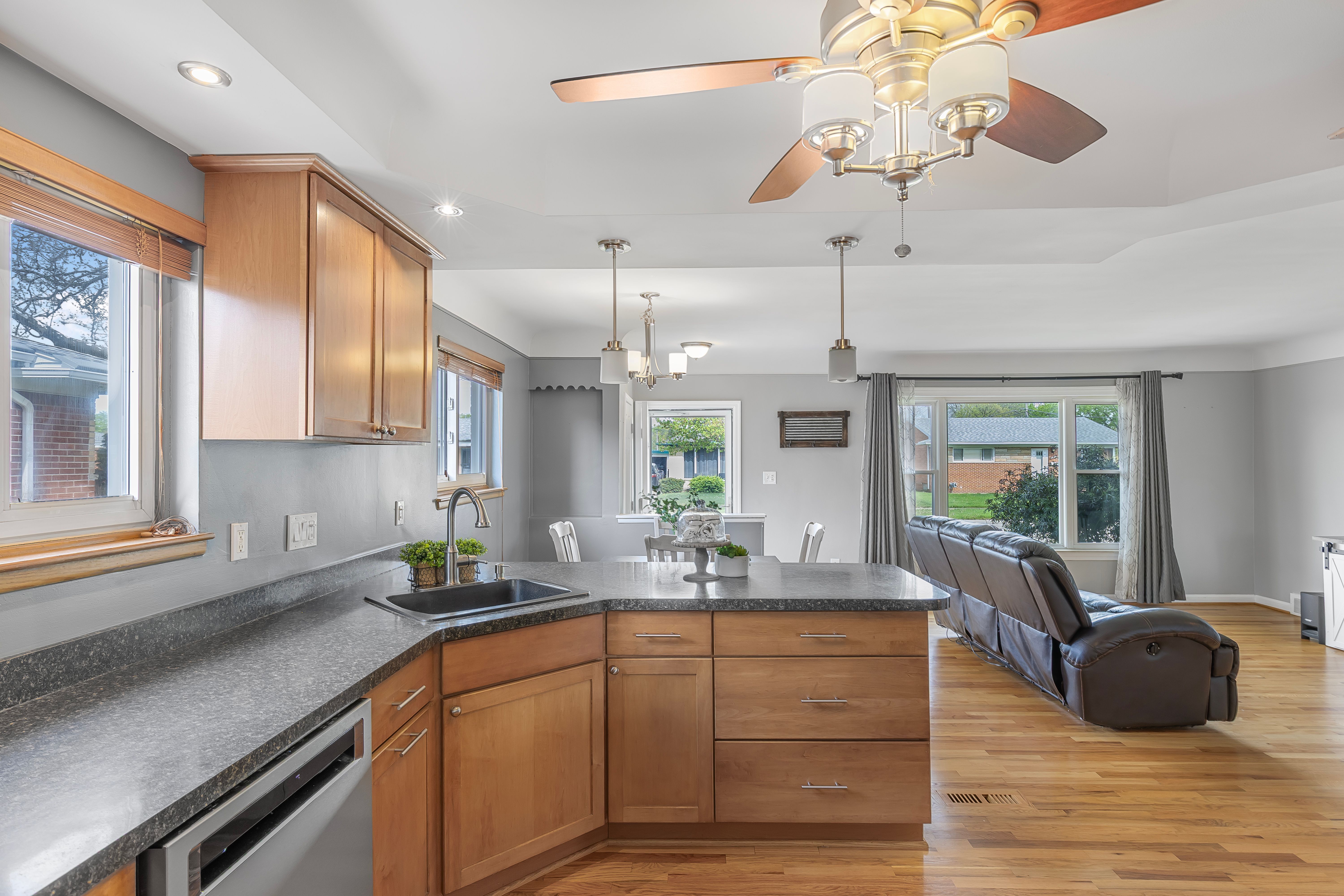 8641 RANDY Drive