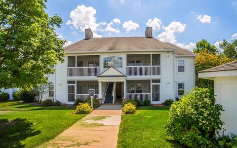 2740 S Knightsbridge Circle Ann Arbor City MI 48105