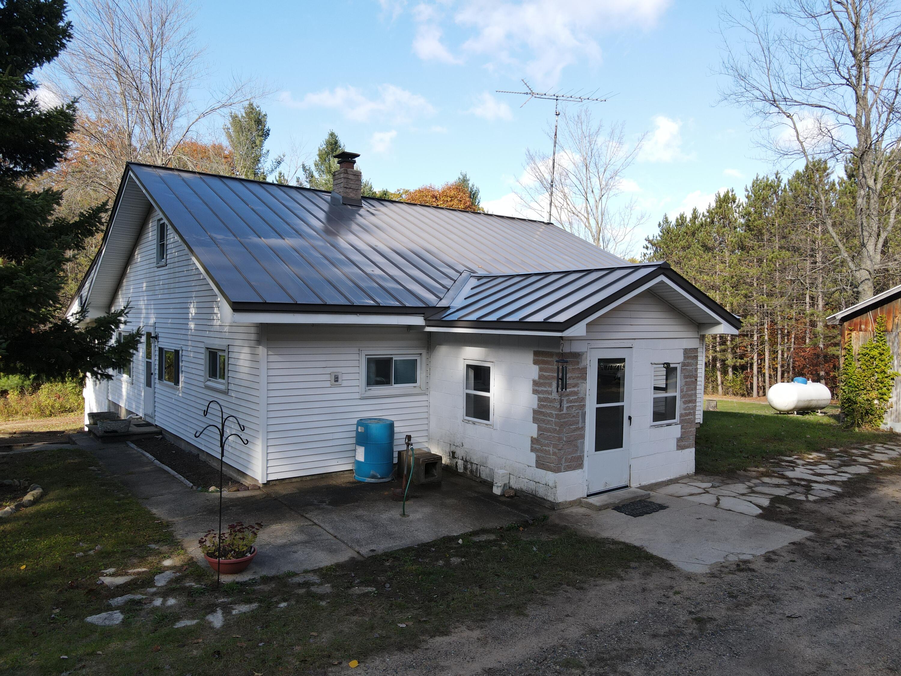 401a S Bass Lake Avenue