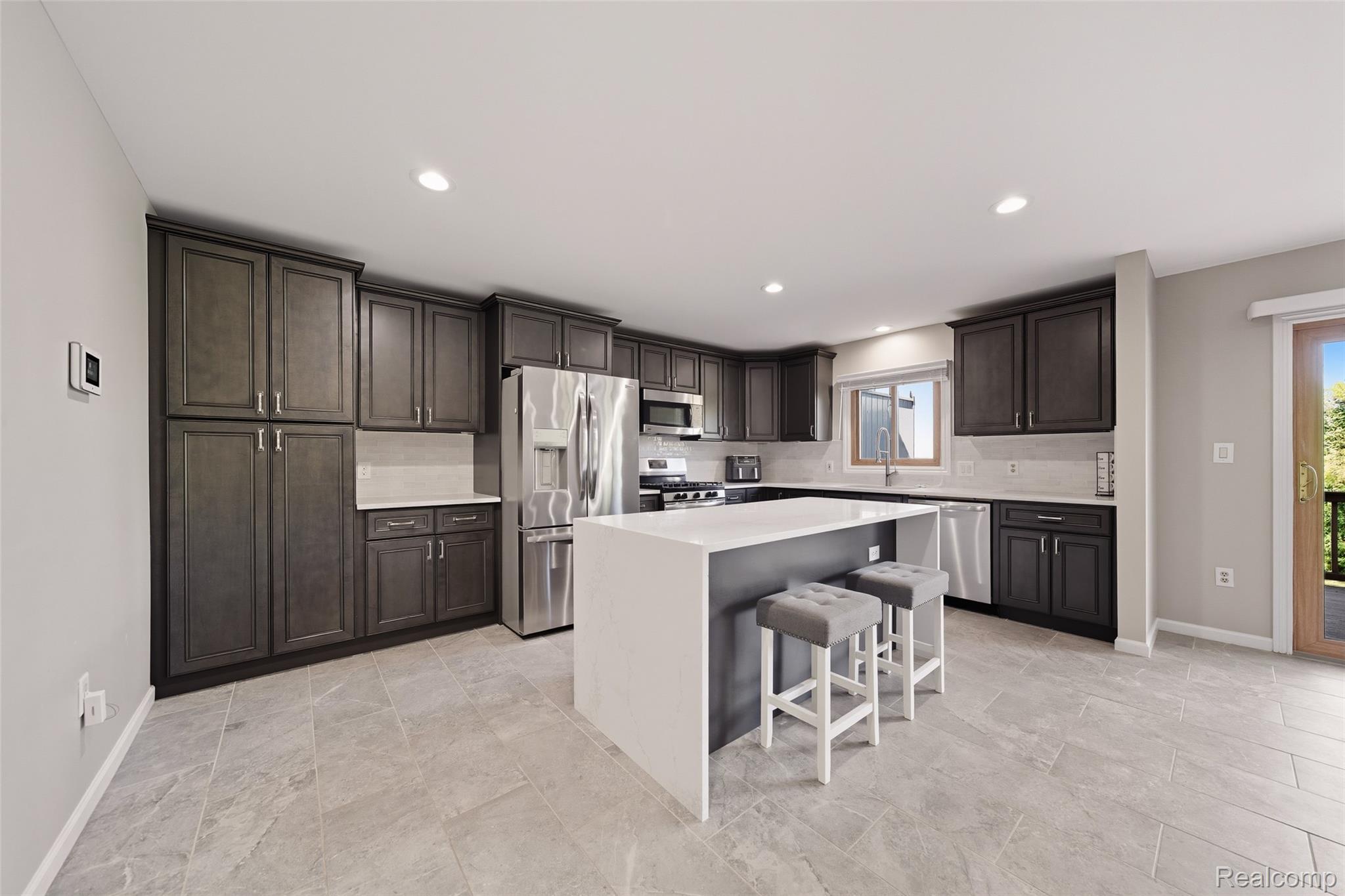 2283 Crystal Drive