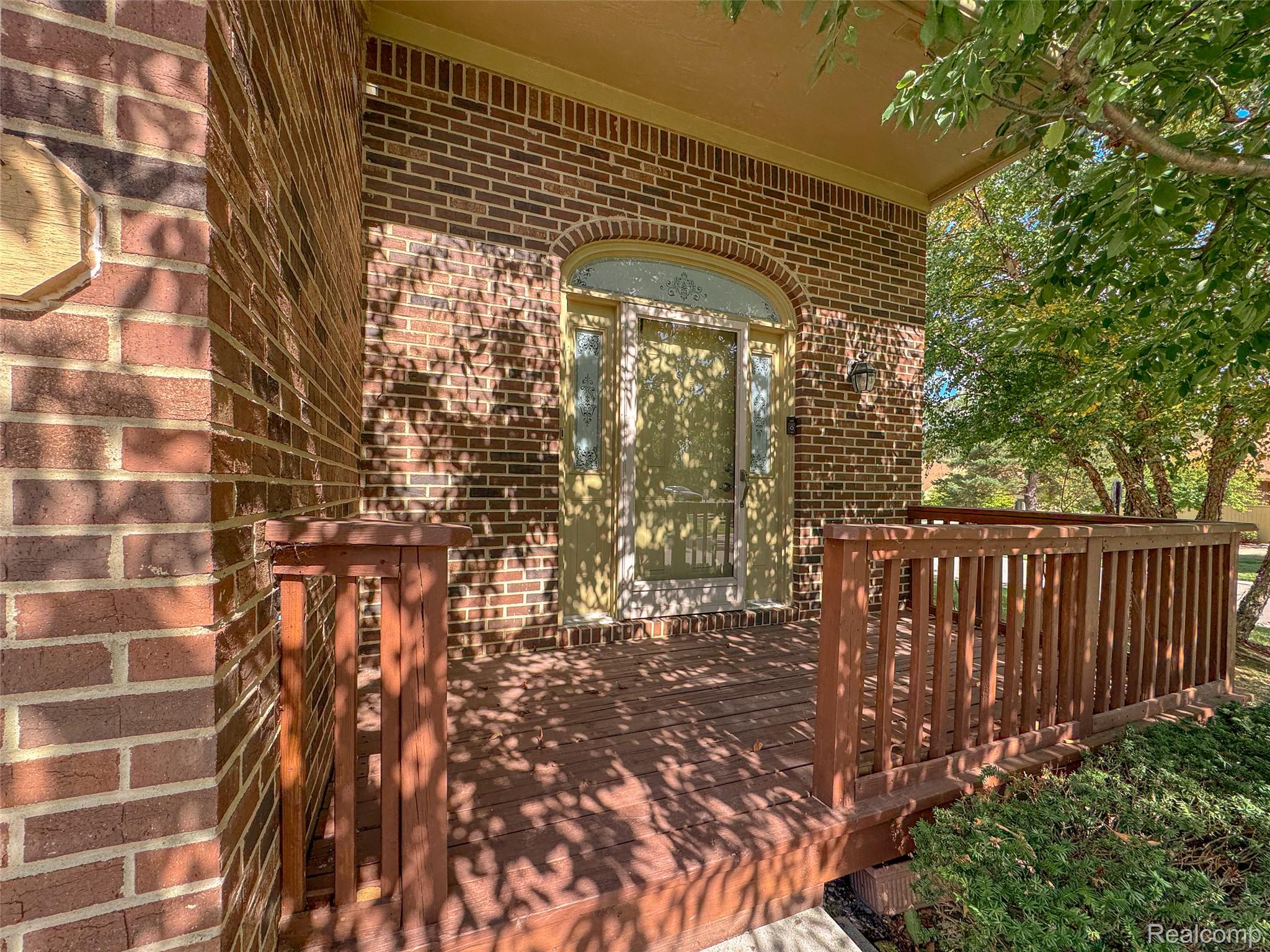2283 Crystal Drive