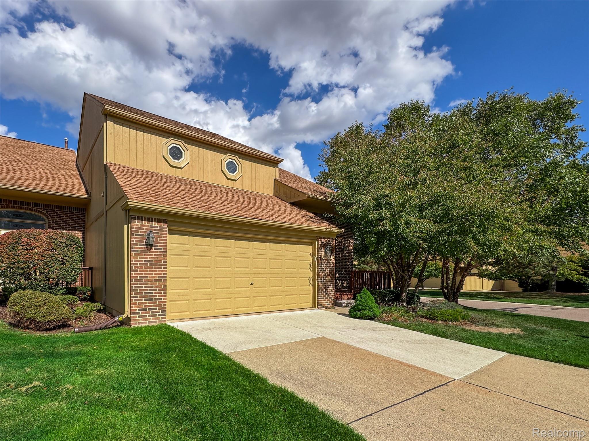 2283 Crystal Drive