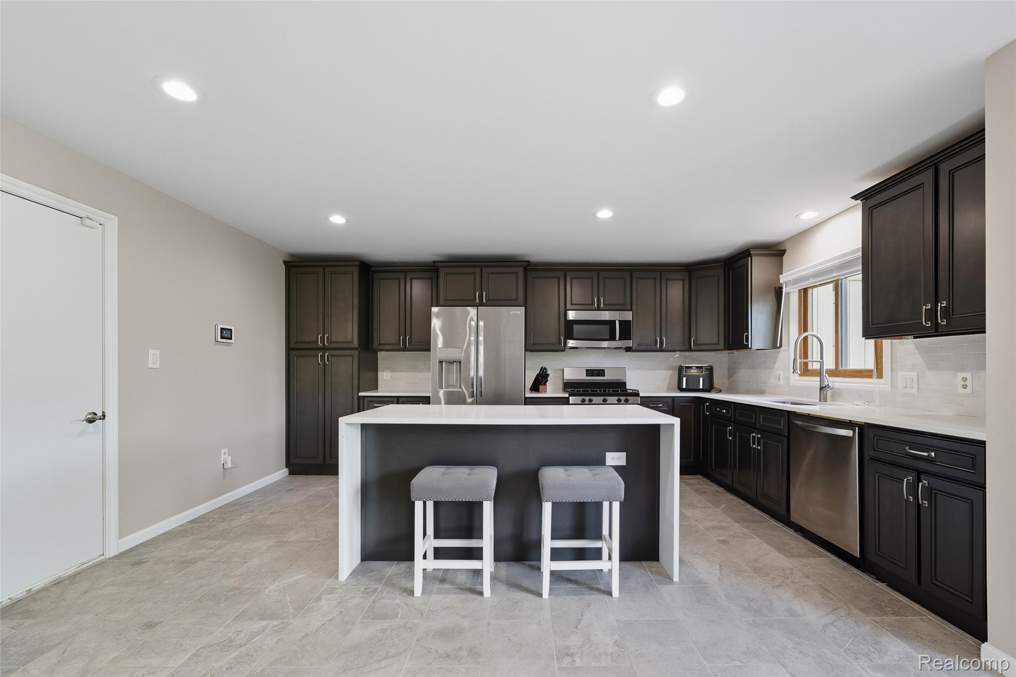 2283 Crystal Drive