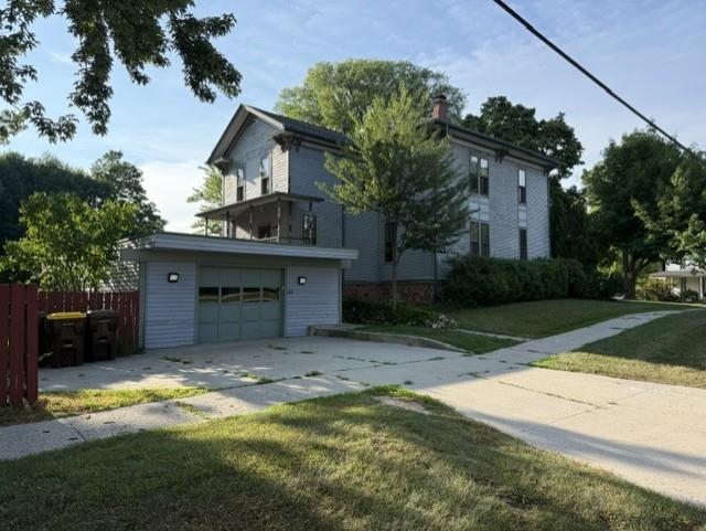 424 Center Street