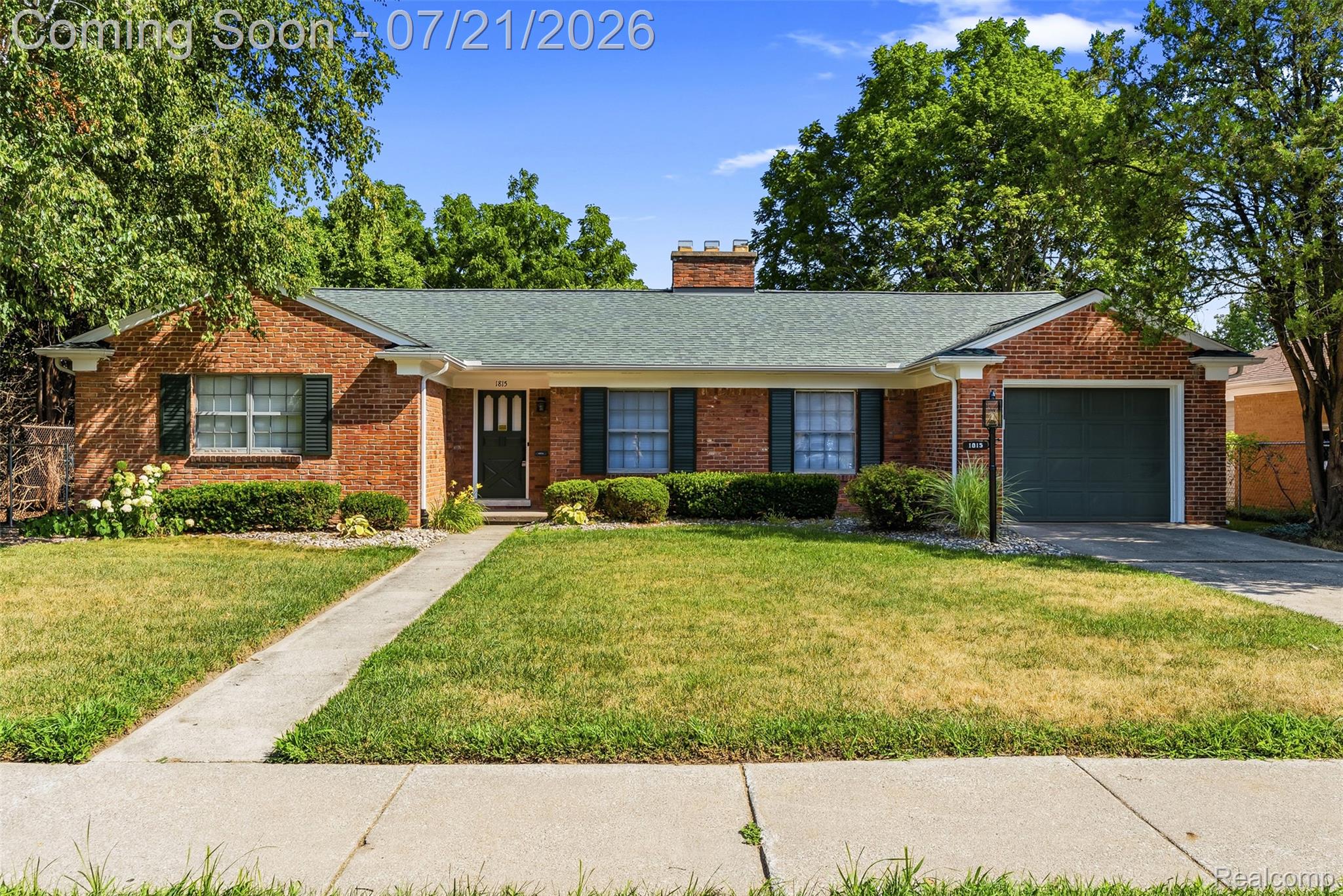 1815 E 2nd Street
