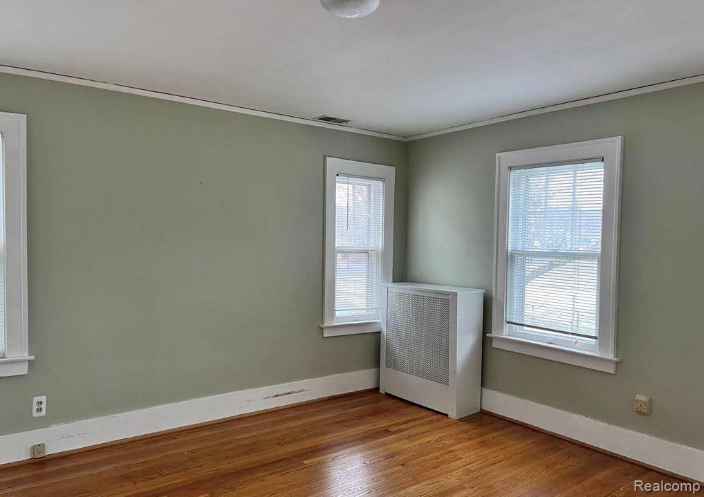 Birmingham City, Michigan 48009, United States, 3 Bedrooms Bedrooms, ,2 BathroomsBathrooms,Residential,Active,209097