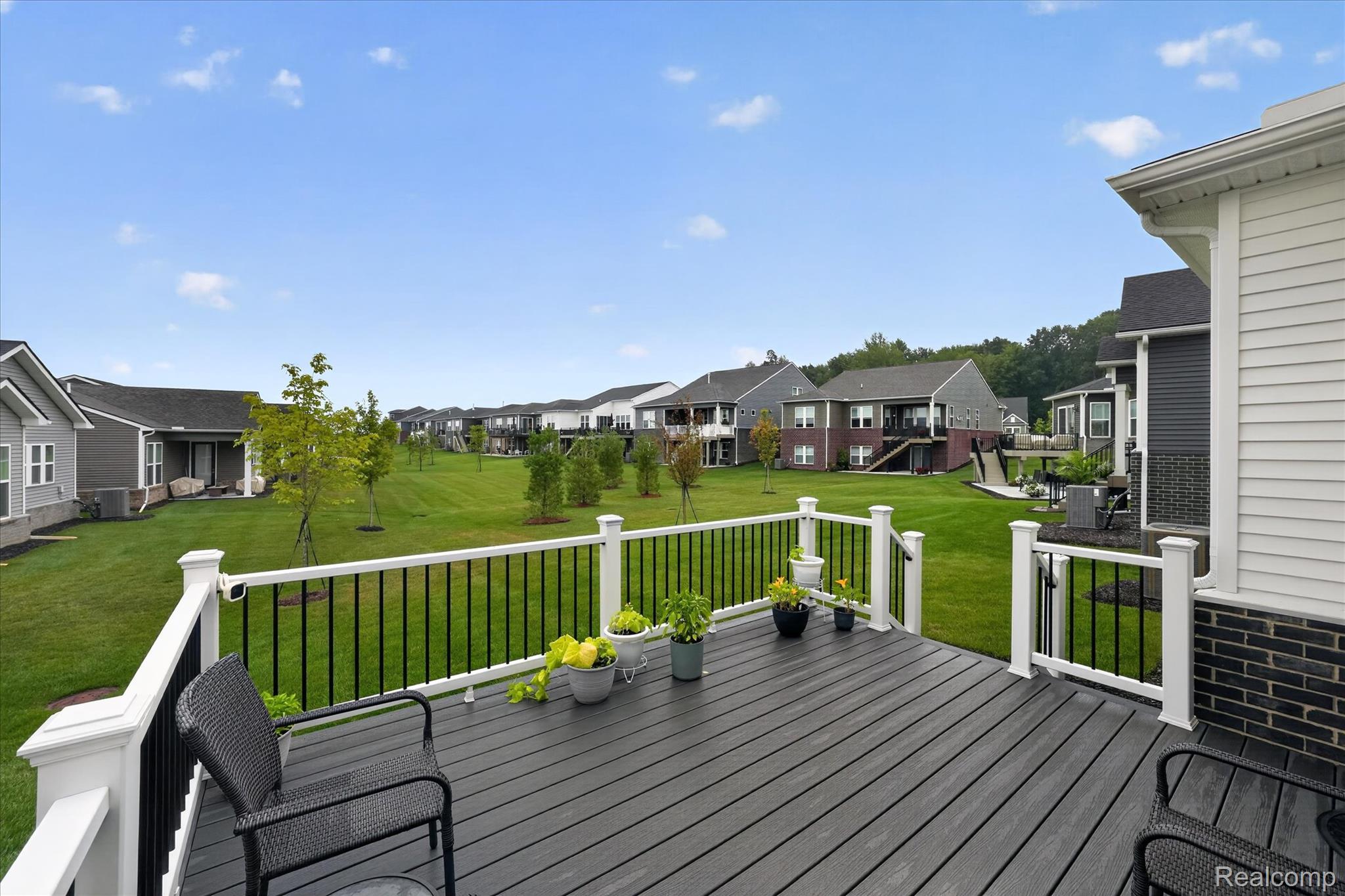 1708 Sunflower Lane
