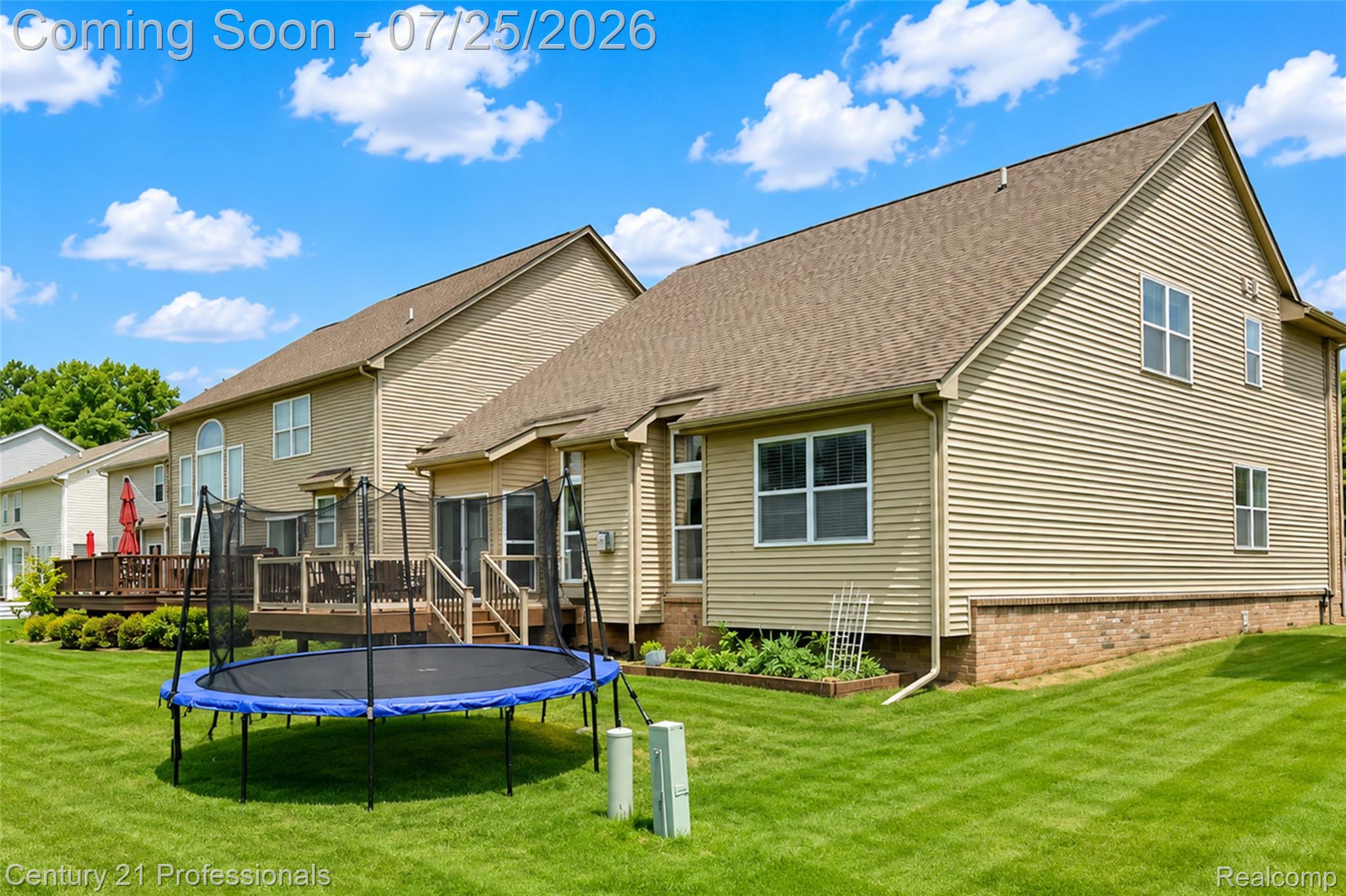 27089 Maxwell Court