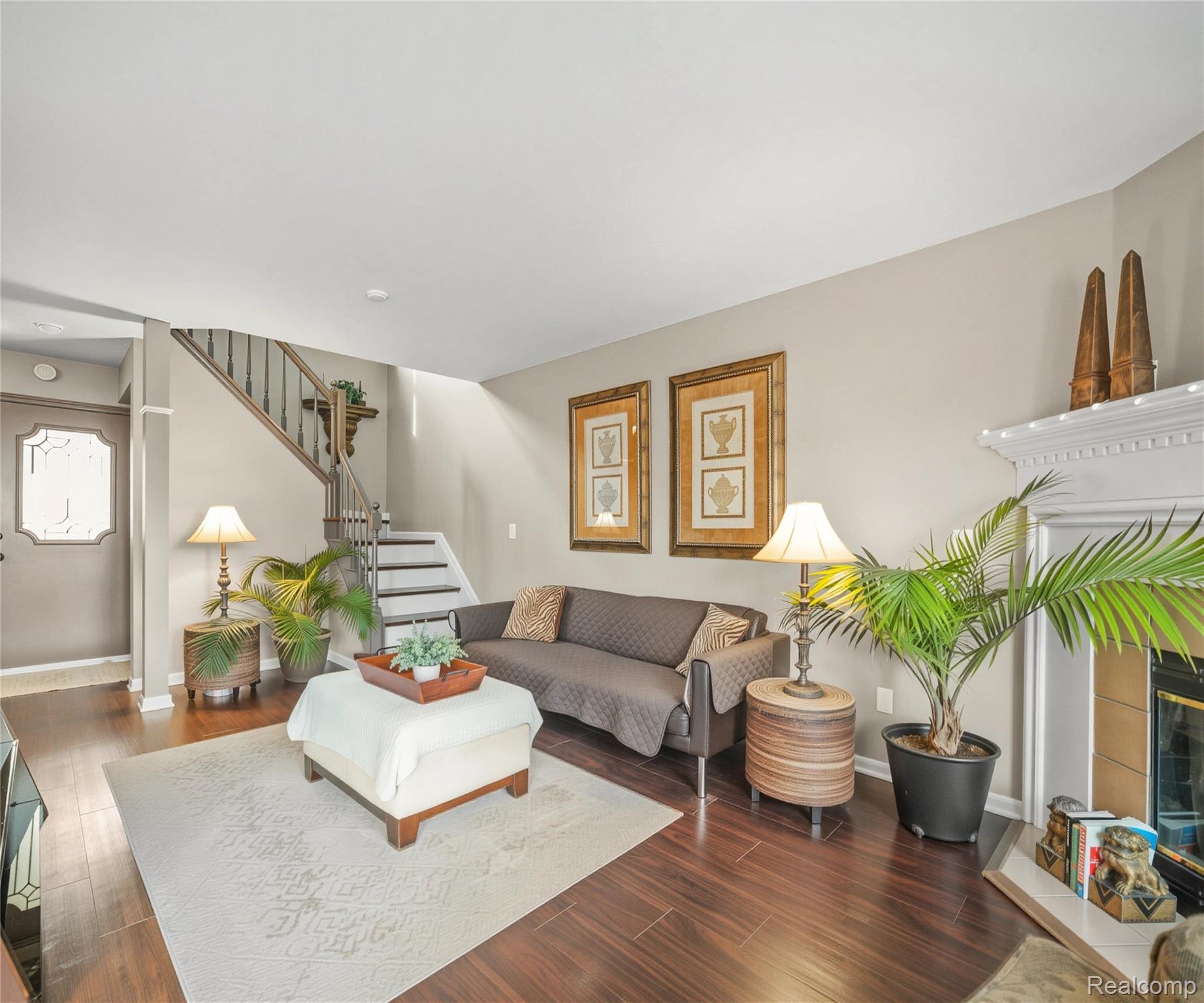 1739 Christopher Drive 8