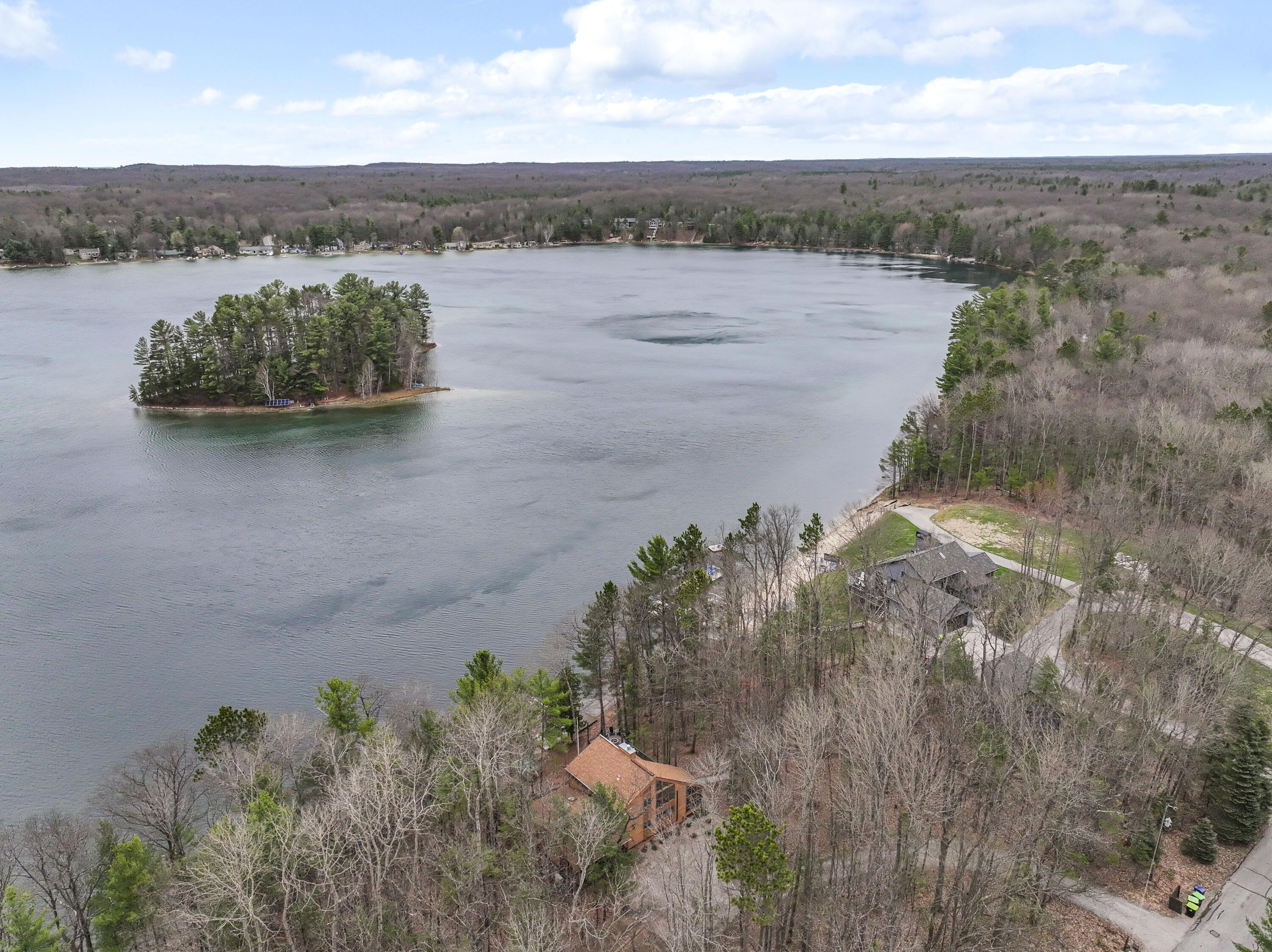 10 Island View Drive