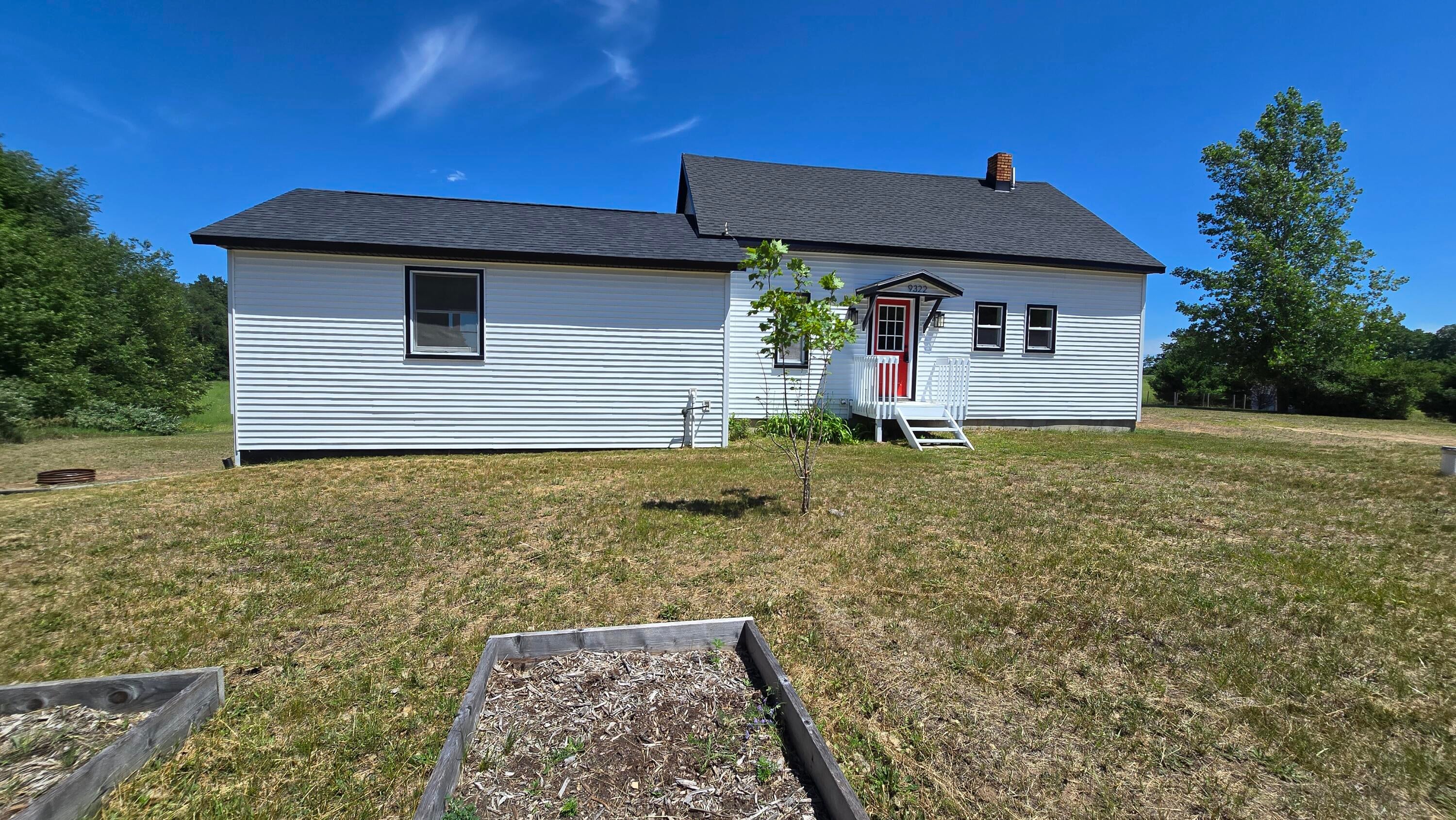 9322 N 80th Avenue