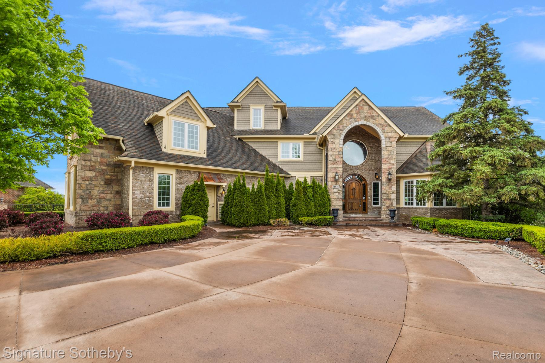 10611 Lighthouse Point