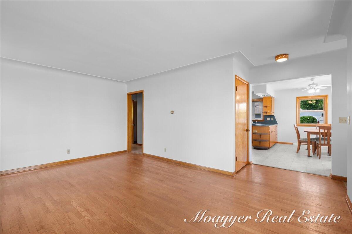 11040 W Ionia Street