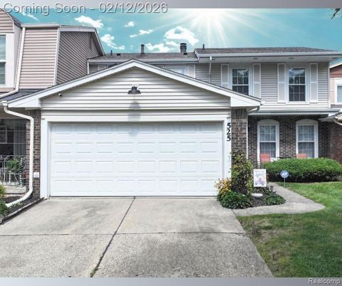 525 Parke Ct. Grand Blanc City MI 48439